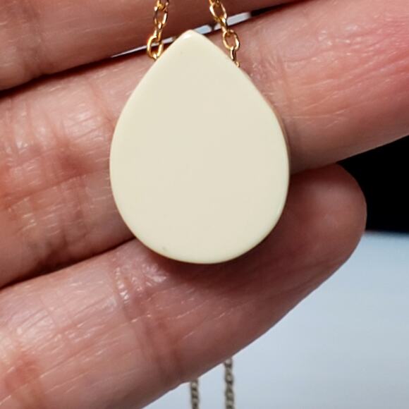 Dainty Name ID Necklace Diane Floral Carved Hand Painted 16" Minimalist Vtg - Picture 3 of 5